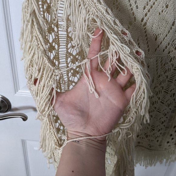 Y2K‎ Windsor Bohemian Crochet Fringe Open Side V-Neck Shawl Top Size S/M - Picture 5 of 8